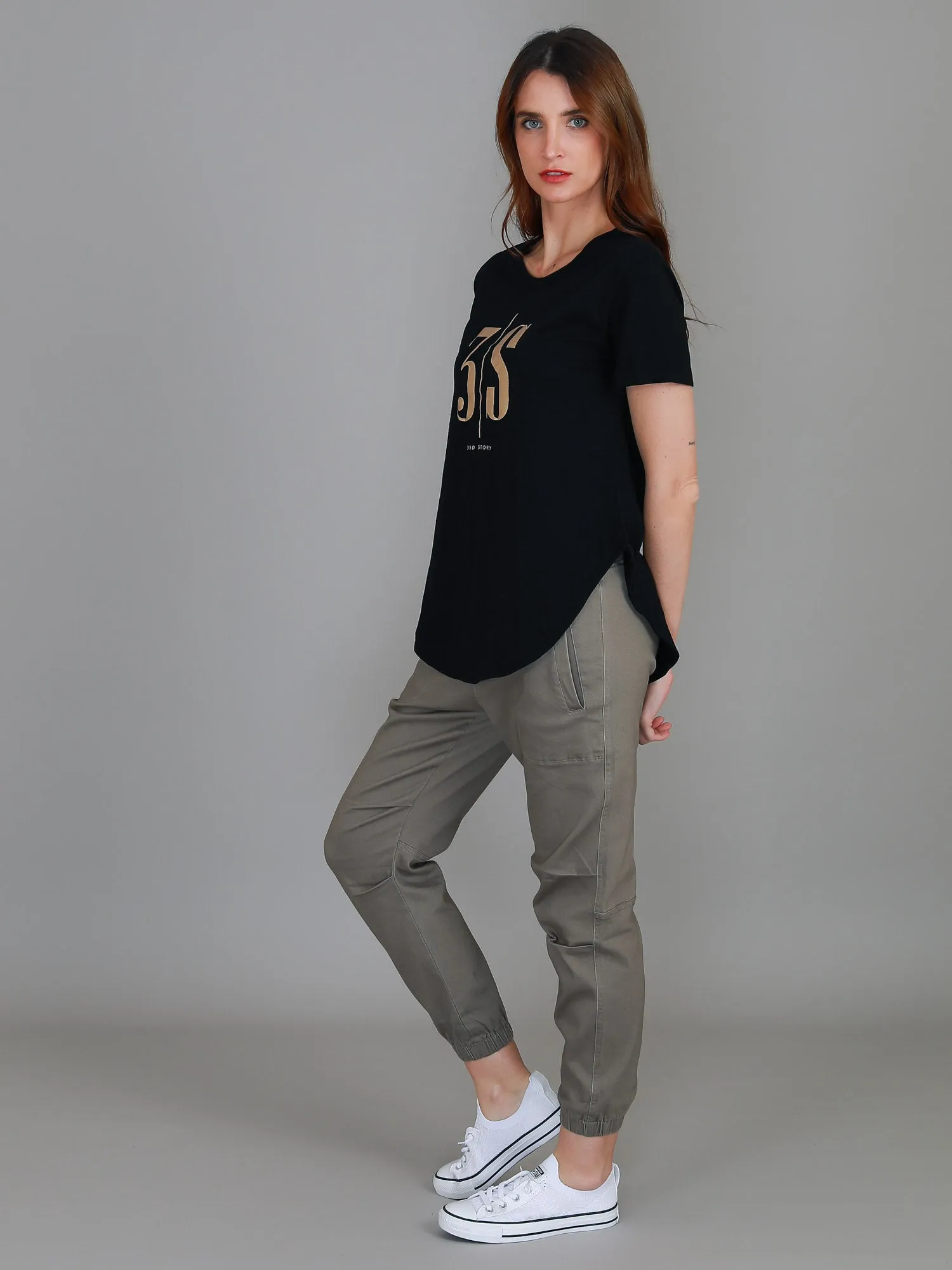 Alexis gold Logo S/S Tee