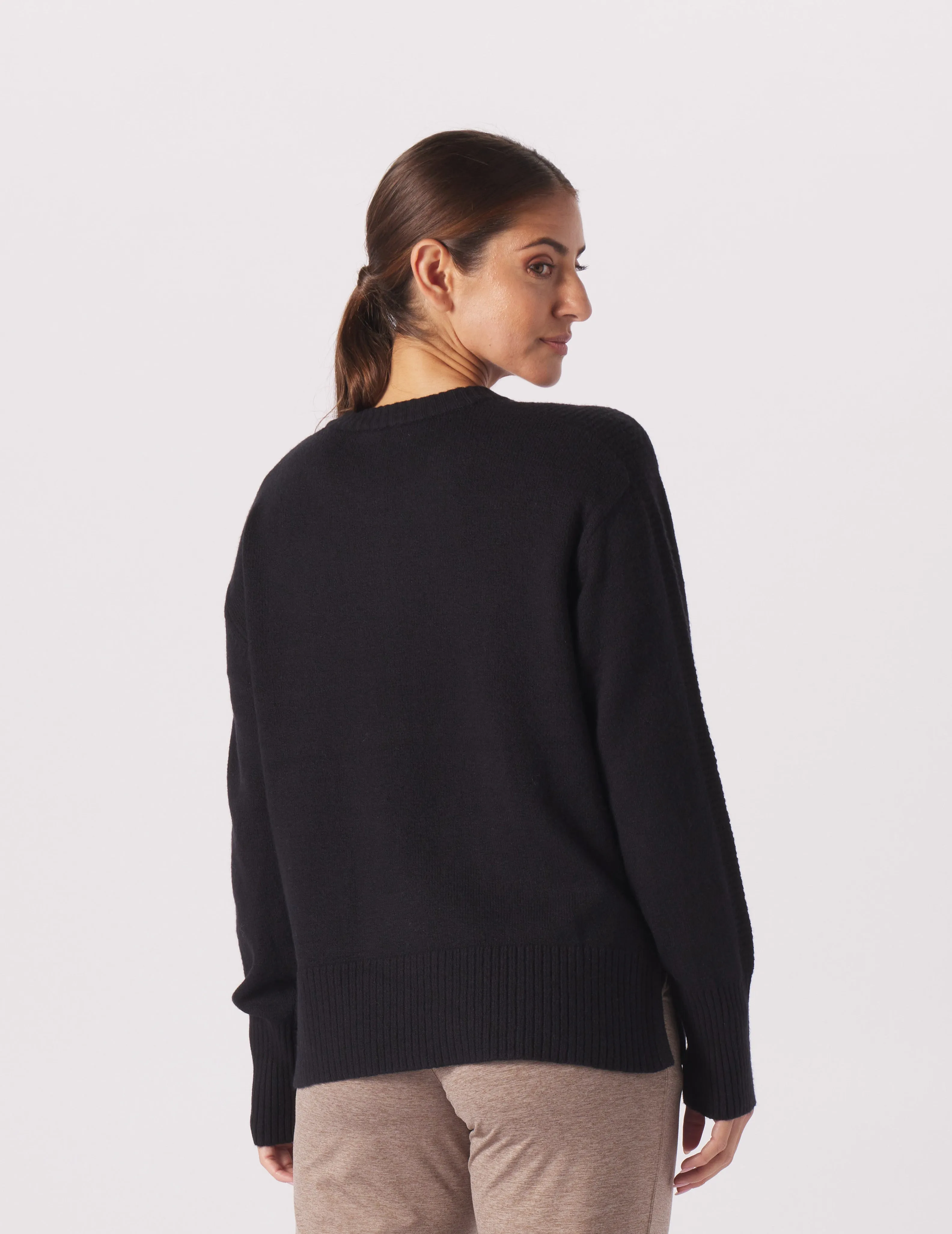 Elevated Knit Crew: Black