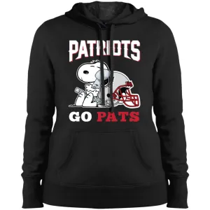 Go Pats - New England Patriots Super Bowl 2019 Snoopy Football Nfl Women Hooded Sweatshirt