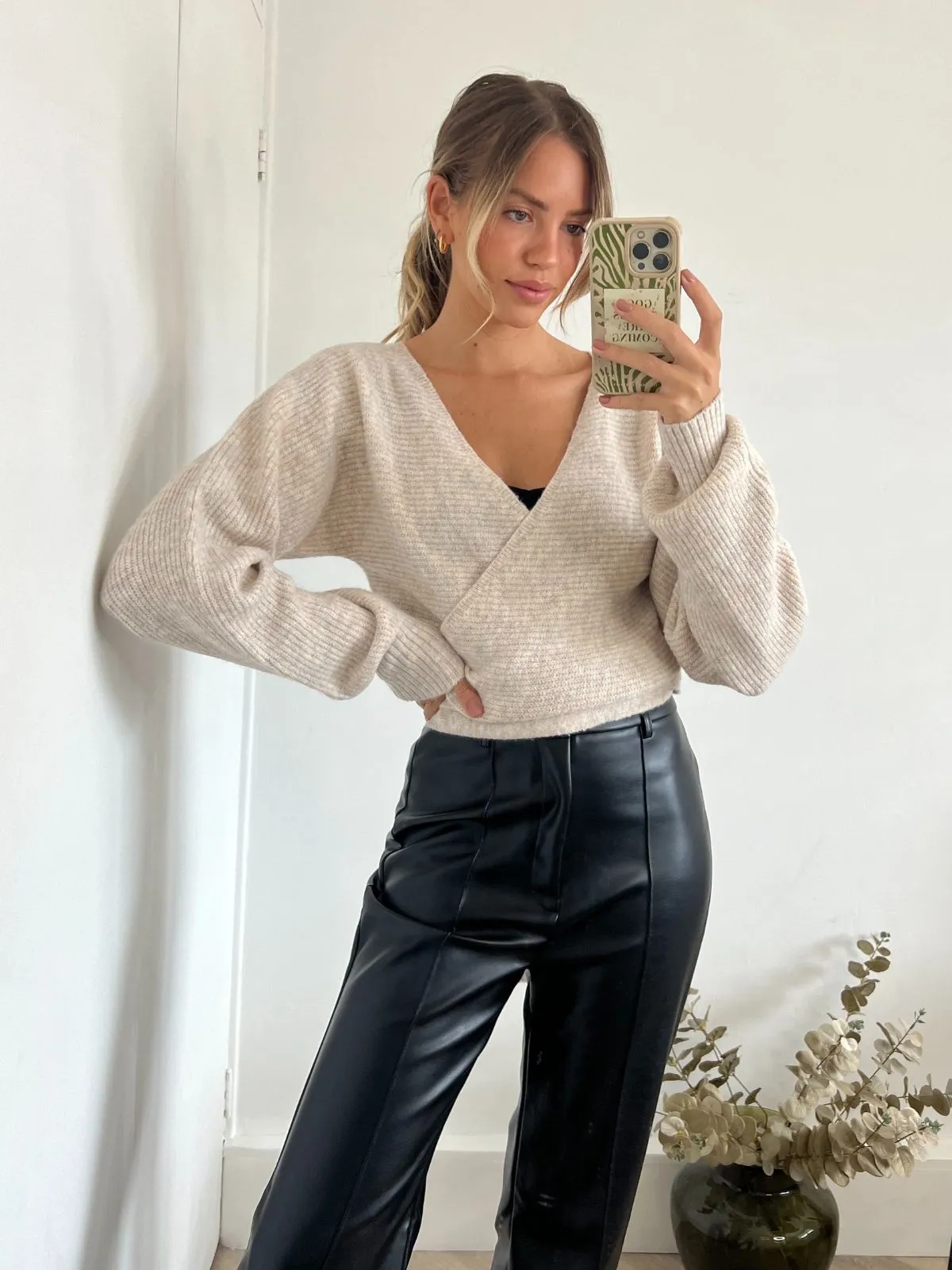 Madilyn Wrap Short Cardigan / Stone