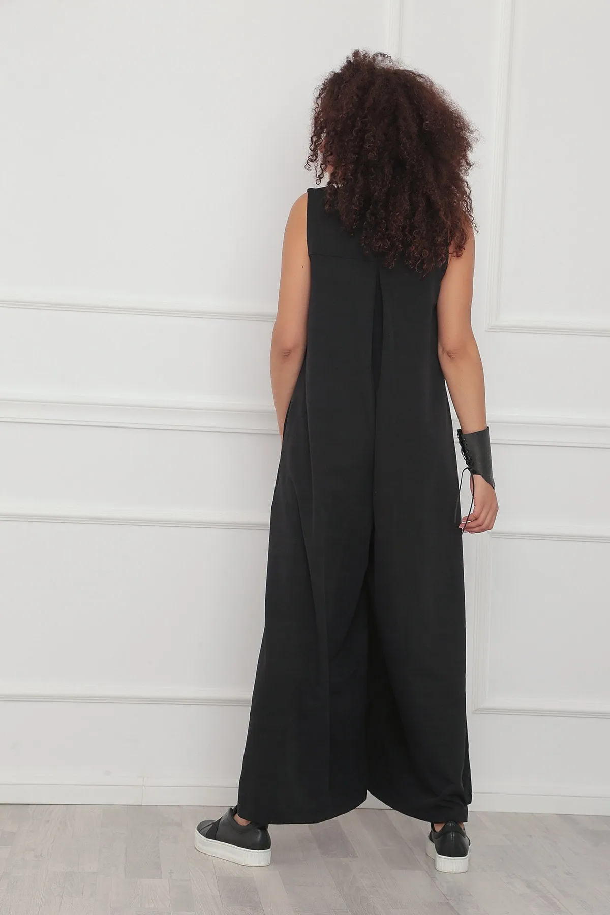Sleeveless Jumpsuit - IZANAMI