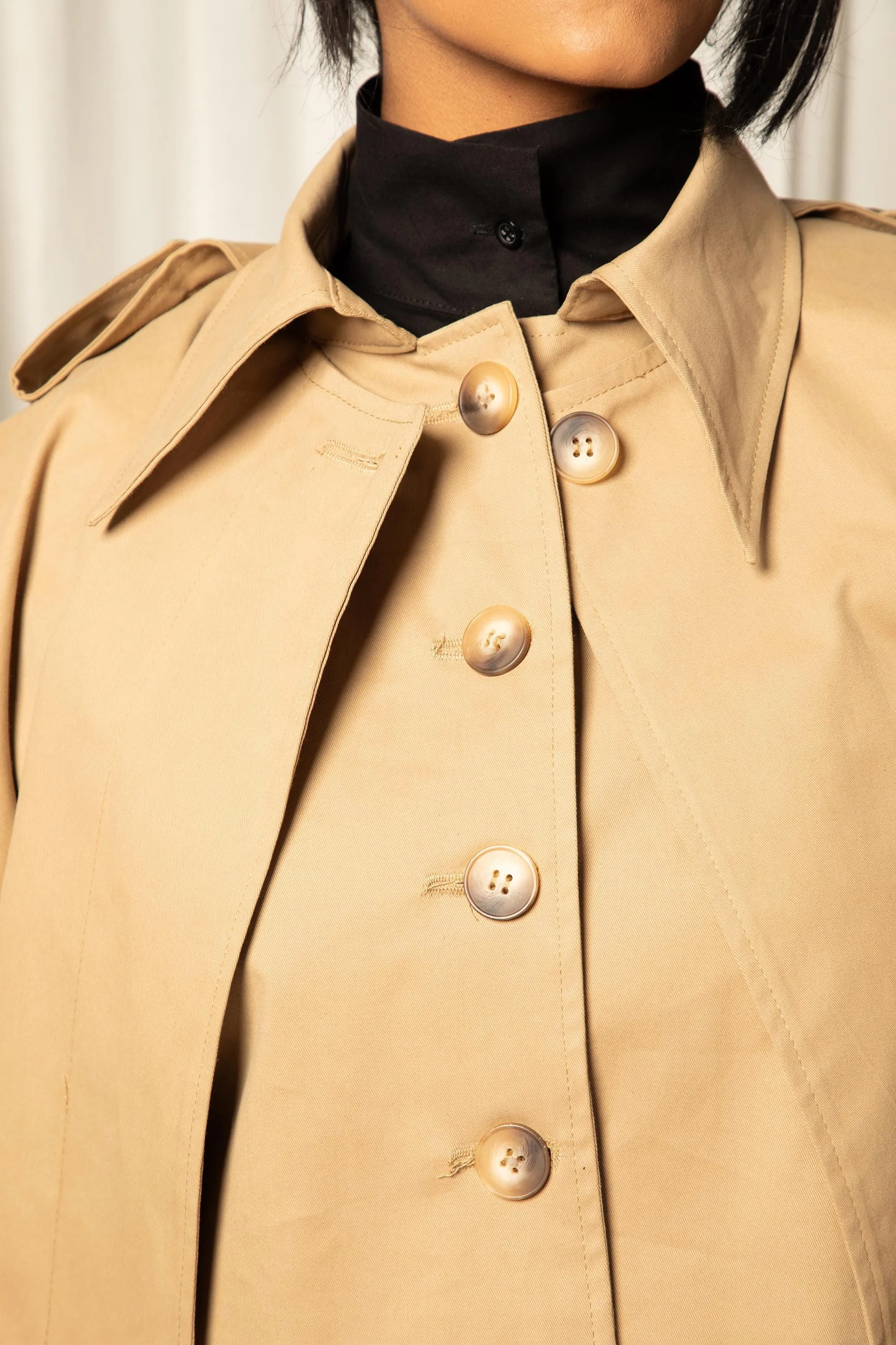 TRENCH COAT CAPELET
