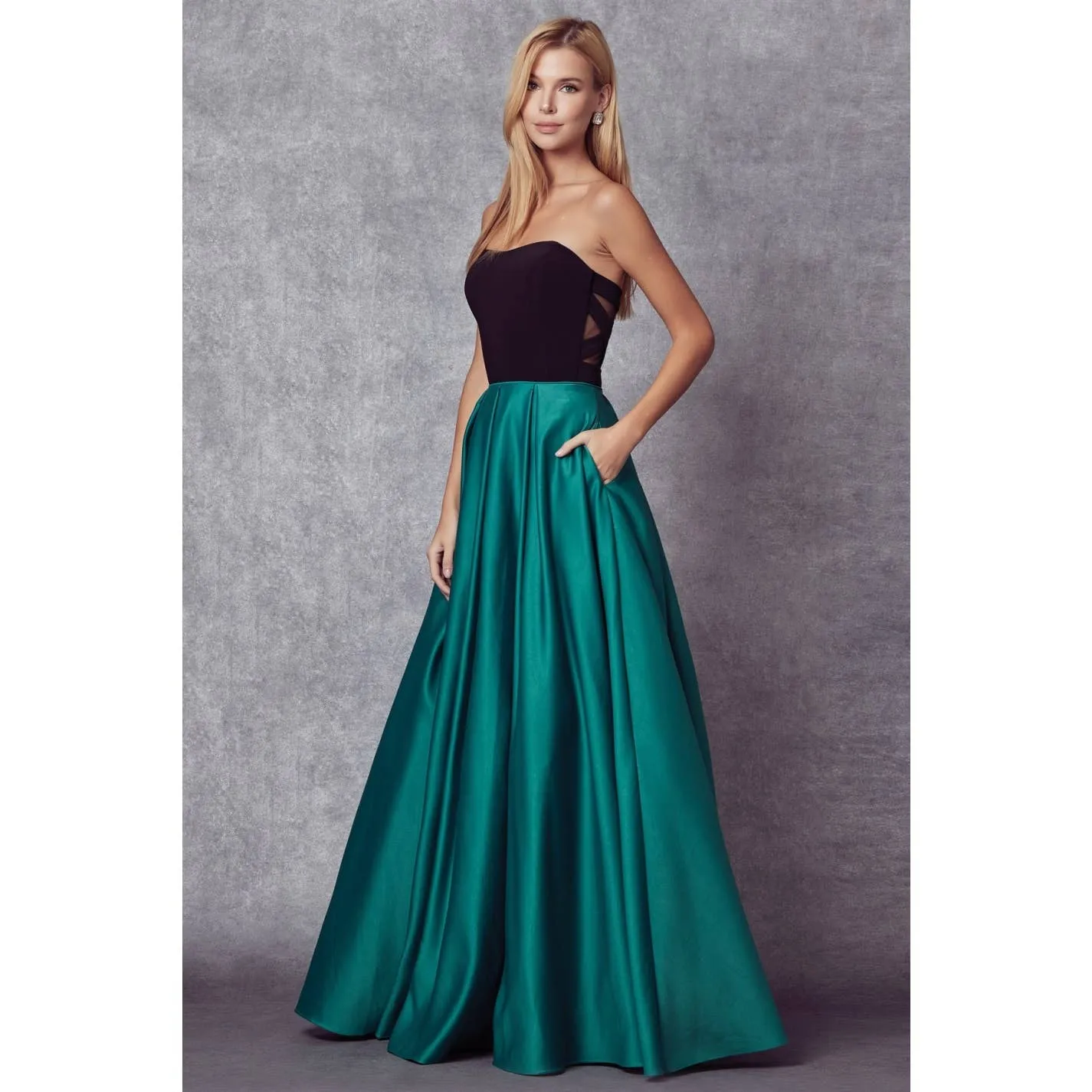 Women's Juliet Two-Tone Sweetheart Ball Gown